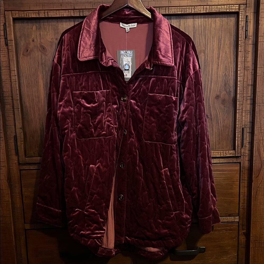 Luxurious Velvet Quilted Jacket in Plum